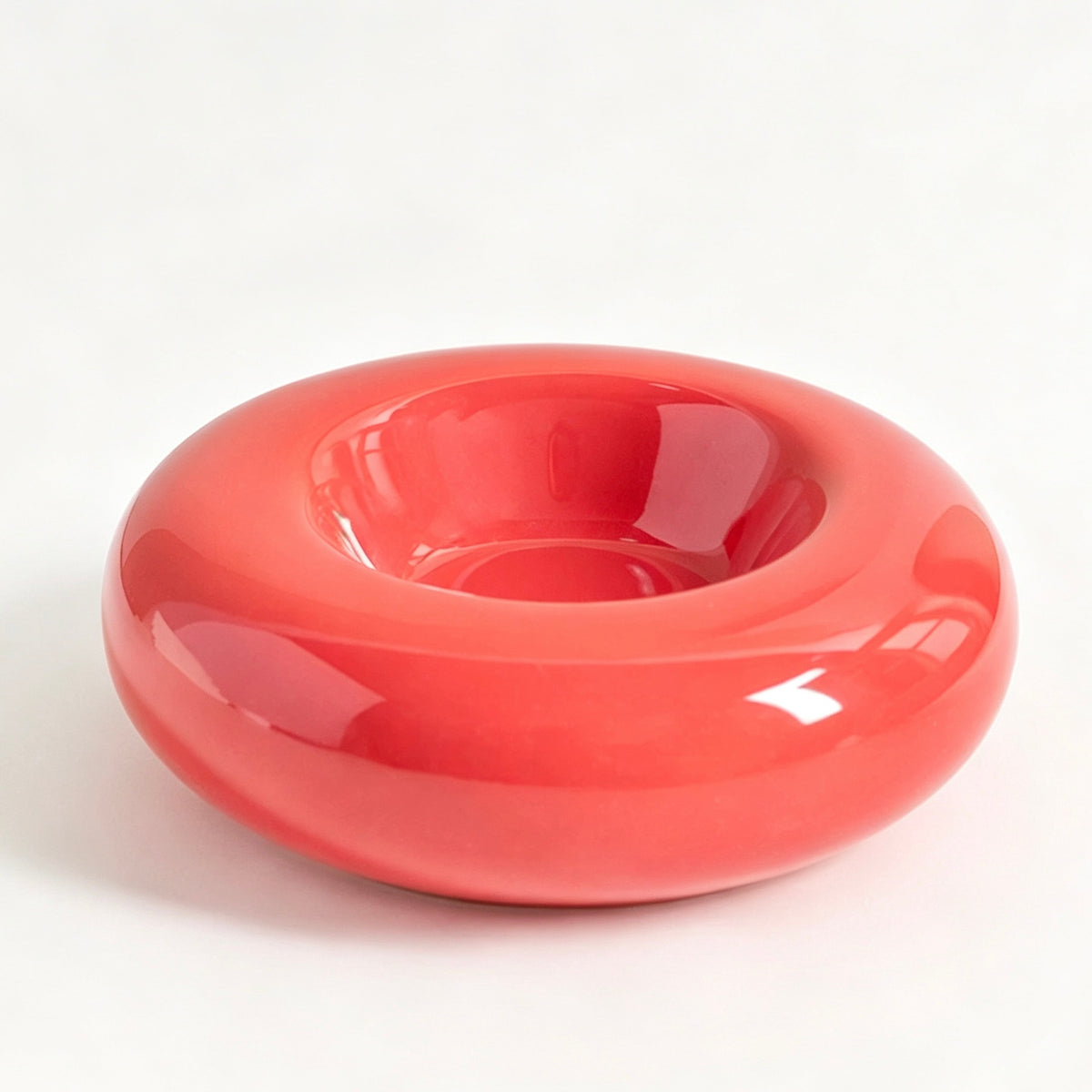 Ceramic Bagel Bowl for Cats, Wide Rim Whisker-Friendly Cat Bowl