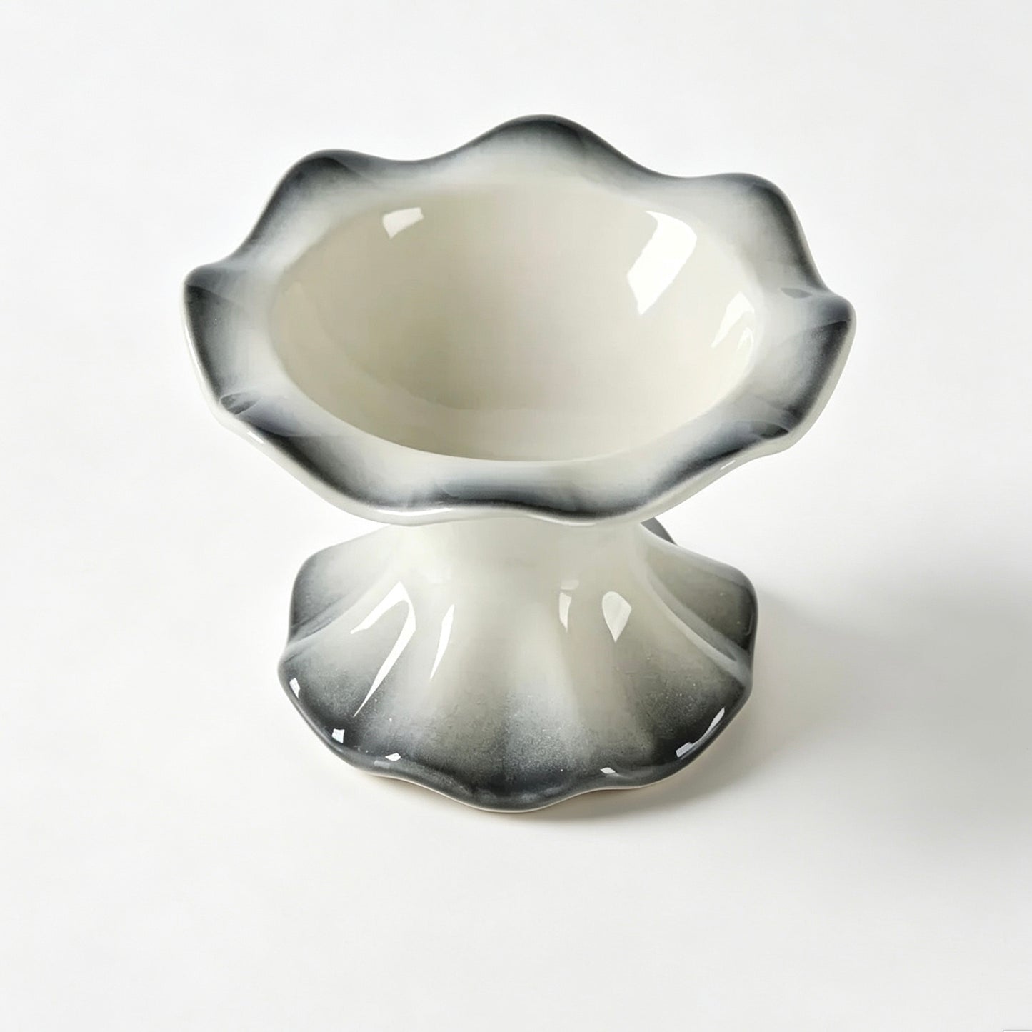 Petal Rim Elevated Cat Bowl – Ceramic Cat Feeder