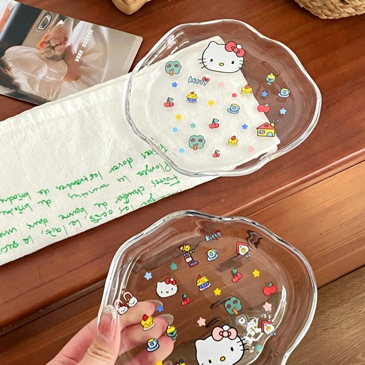 Hello Kitty Cat Plates