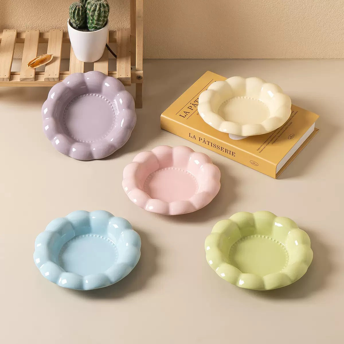 Bubble Shape Cat Plates