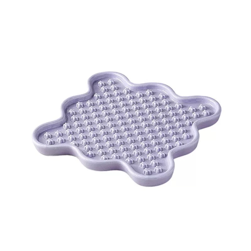 Ceramic Star Slow Feeder for Cats & Small Dogs