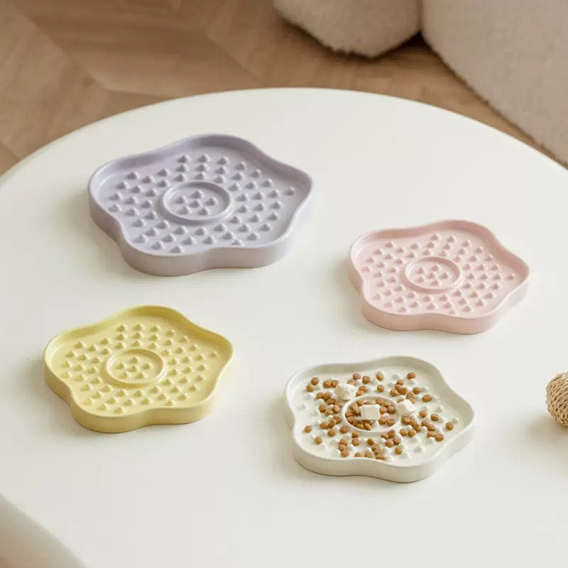 Ceramic Flower Slow Feeder for Cats & Small Dogs